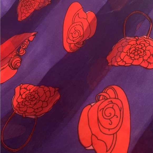 Red Hat Society Scarf & Earrings (clip on) - Picture 3 of 7